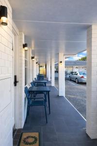 Cooks Endeavour Motor Inn - Near beach & Gold Coast Airport