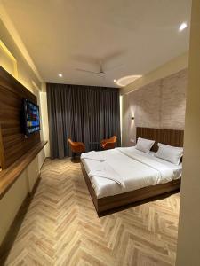 Hotel Nirmals Executive