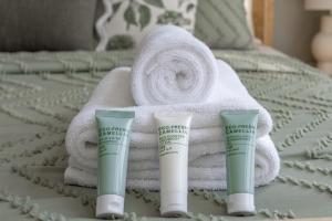 Bright Studio with Pool & Sauna in Regina Tower