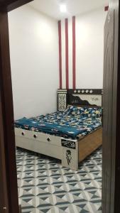 Radhika sadan gust house