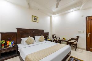 Hotel Legend International -Just a min walk from New Delhi Railway Station