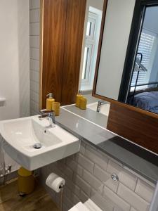 Bright and Cozy 1-bed studio near Southend Airport