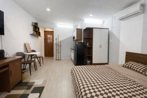 Bin Home near Airport