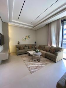 Luxury apartment for rent in BoulevardAirport Road