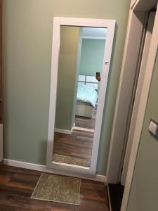 Hotel, Bar, Restaurant Beni