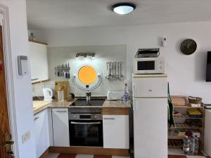 Royal condor One bed apartment with viws to the cliffs and Atlantic Ocean