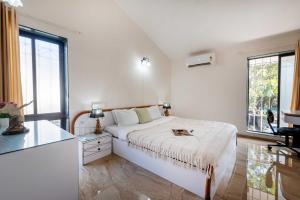 DanCenter Trizi Villa | 4BHK | Pvt Pool | Gazebo | Lonavala