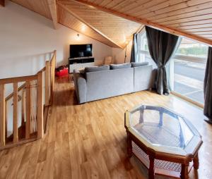 Maison 3 chambres près du Lac de Navarrosse – Jardin terrasse