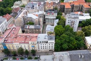 Sunny 2B apartment in City Centre