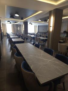 Harmony, Residence Hill A85