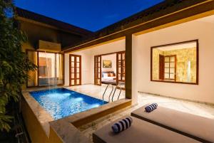 Still River Suites by ELIVAAS