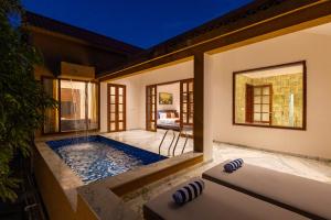 Still River Suites by ELIVAAS