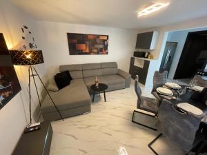 Second home apartment - silver