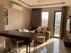 Suverra Boutique Studio Apartment
