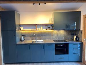 Penthouse Apartment, 3 Bedroom with Private Balcony