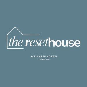 The Reset House - Wellness Hostel Hiriketiya