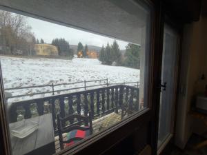 Neve 4 Apartment - Access to Clotes Ski Slope