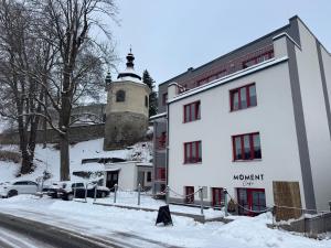 Riverside Luxury Apartments & Café - Exclusive holiday house with river view