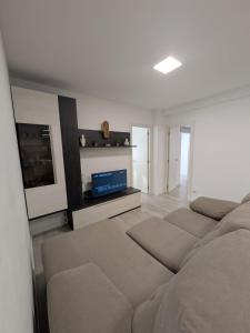 Spacious and bright downtown apartment in Bilbao