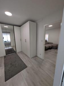 Spacious and bright downtown apartment in Bilbao