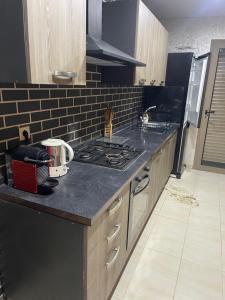 Sunny modern Apartment- Ocean & Pool view in Al Mansouria