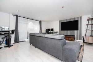 Stunning, Newly Refurbished 1-Bedroom Flat in Gravesend