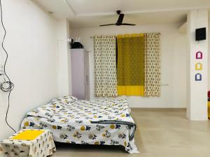 Shree Ghar,AC Pvt Homestay,projector,Wifi