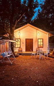 Lakeside Garden Cottages - Anuradhapura