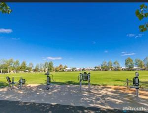 5BR Luxury Swan Valley Escape Pool games BBQ