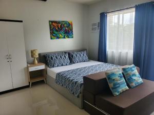 VERDANT by Vista Manors Deluxe Rooms with Balcony, Gym and Swimming Pool