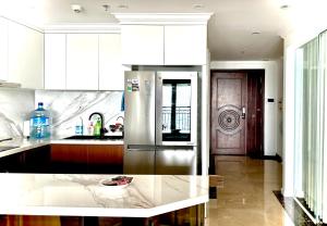 Hanoi Westlake Homestay in DLe Roi Soleil Building