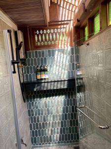 Private Wooden Pool Villa in Mae Rim for 4-6 Guests