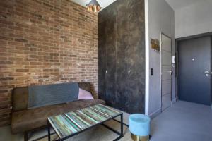 Charming 1 Bdr Downtown