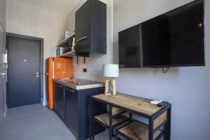 Charming 1 Bdr Downtown