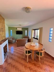 Large house 4 blocks from the sea in Acantilados