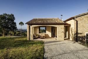 Villa Zenit 8 by Marche Holiday Villas
