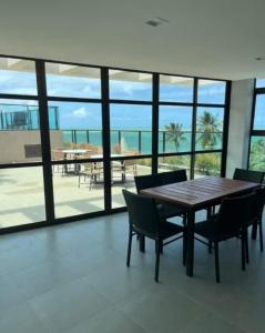 Studio Pé na areia ao lado da Igreja São Pedro