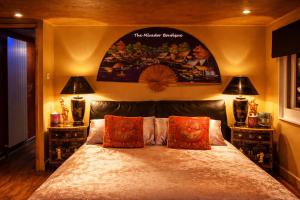 Have tonights dreams wrapped in Chinese silk