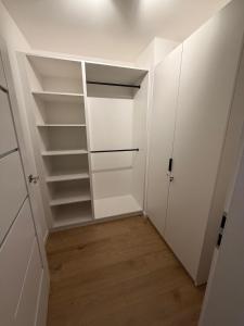 Ferienwohnung Magia Morza in Kolberg Ortsteil Podczele max 4 Personen - Parkplatz - Balkon