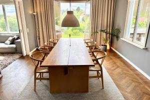 Luxury Villa by the Ocean with Cinema