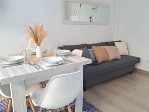 Apartamento tipo estudio con piscina en Blanes