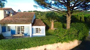 Splendide Mas avec vue sur mer panoramique Gigaro