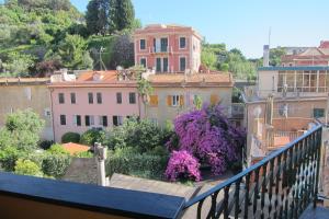 Caruggio 49 Attico con parcheggio Sestri Levante