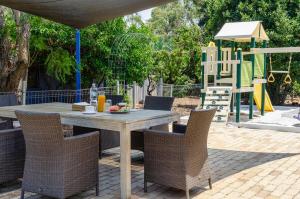 Perth Hills Family Escape