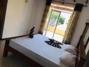 Coral Crest Villa & Restaurant