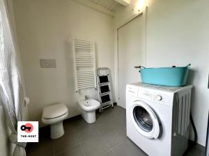 The tiny house in the courtyard in Agrate Brianza