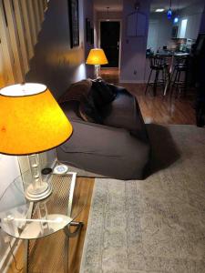 Large place close golf course ,mall and downtown