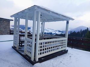 Готель Еко-Міївка