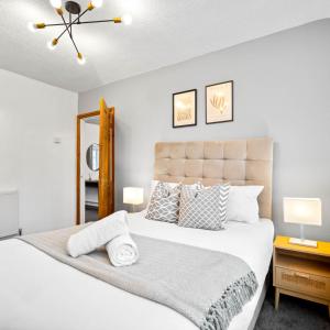 Spacious 3 Bed Home - Garden - Birmingham - Secure Parking - Fast Wi-Fi 73BRD