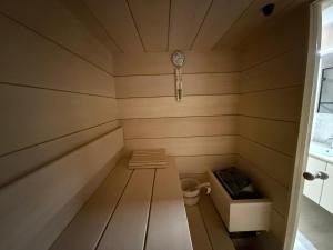 BEL AIR HOLIDAY - Puerto Cristo Bon Chic Bon Genre T168